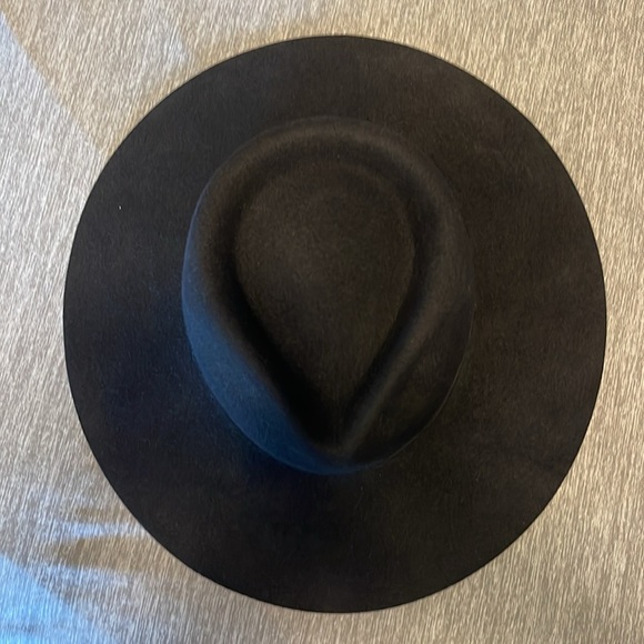 Lack of color black felt hat - Picture 2 of 5
